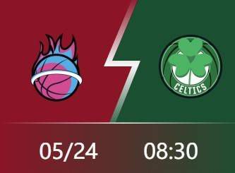第69分钟，萨拉赫右路传中被挡了一下，路易斯-迪亚斯头球攻门顶高。